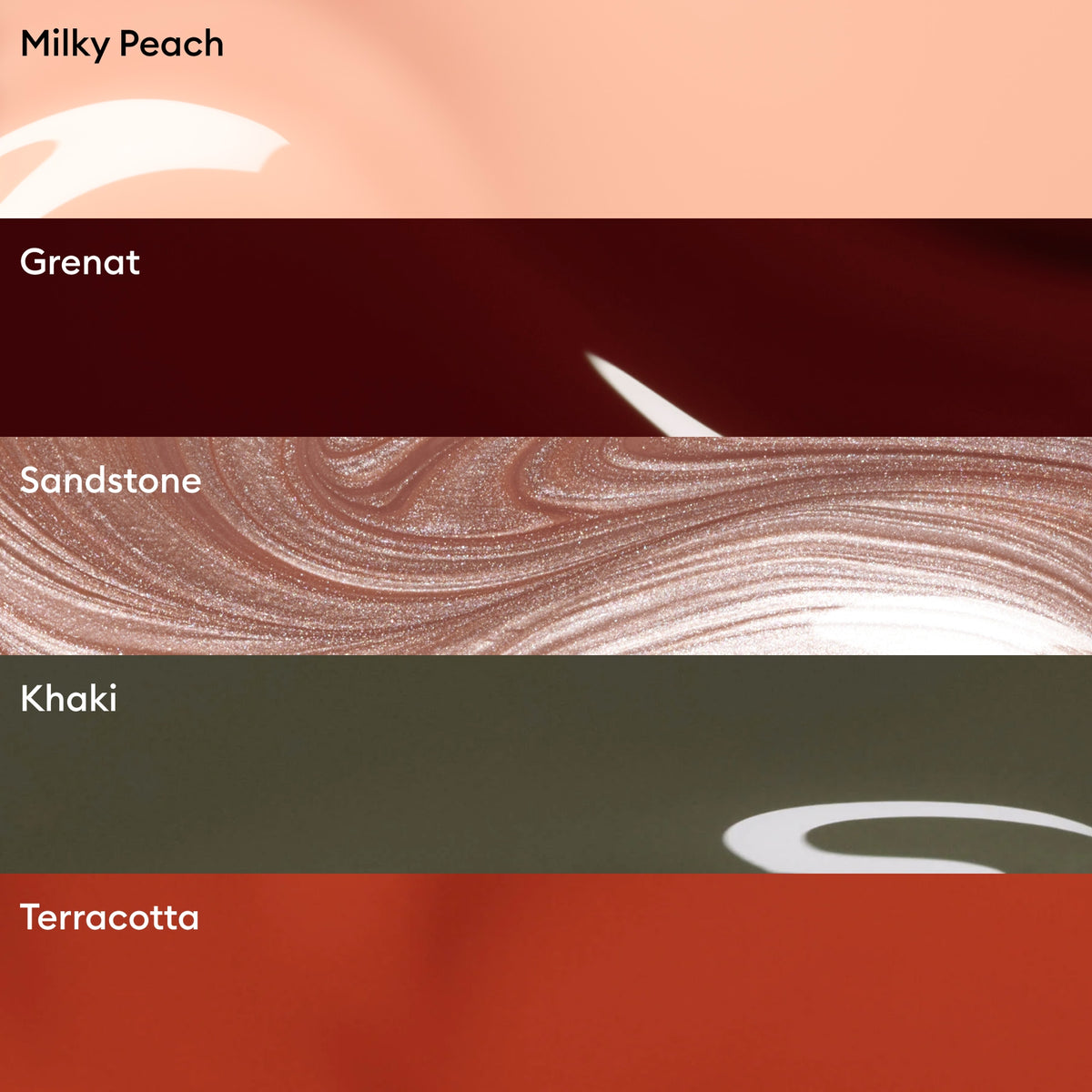 Cinq nuances de couleur horizontales intitulées : Milky Peach (pêche), Grenat (rouge profond), Sandstone (beige tourbillonné), Khaki (vert olive) et Terracotta (orange rouillé). Les Curated Color Collections by Manucurist proposent ces palettes soigneusement sélectionnées, idéales pour des manucures inspirées des dernières tendances nail art.