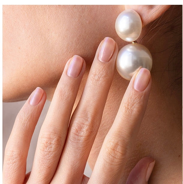 Wedding manicure