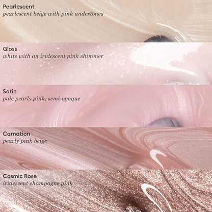Cinq sections présentent des gros plans de nuances Manucurist Cosmic Rose : beige nacré, rose iridescent brillant, rose pâle satiné, beige rosé nacré et vernis gel rose champagne scintillant, chacune avec son nom et sa description.