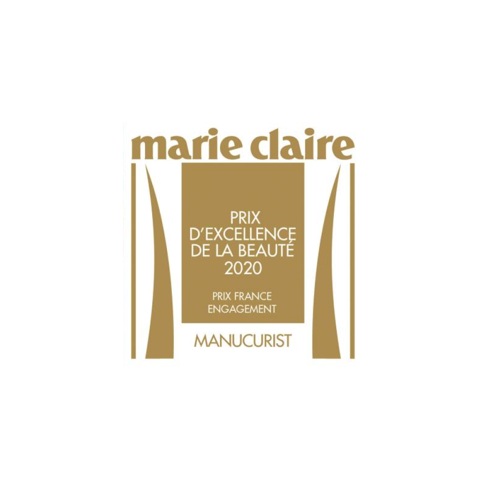 Logo doré et blanc de marie claire avec le texte : PRIX D’EXCELLENCE DE LA BEAUTÉ 2020, PRIX FRANCE ENGAGEMENT, MANUCURIST, accompagné de motifs graphiques dorés stylisés de chaque côté.