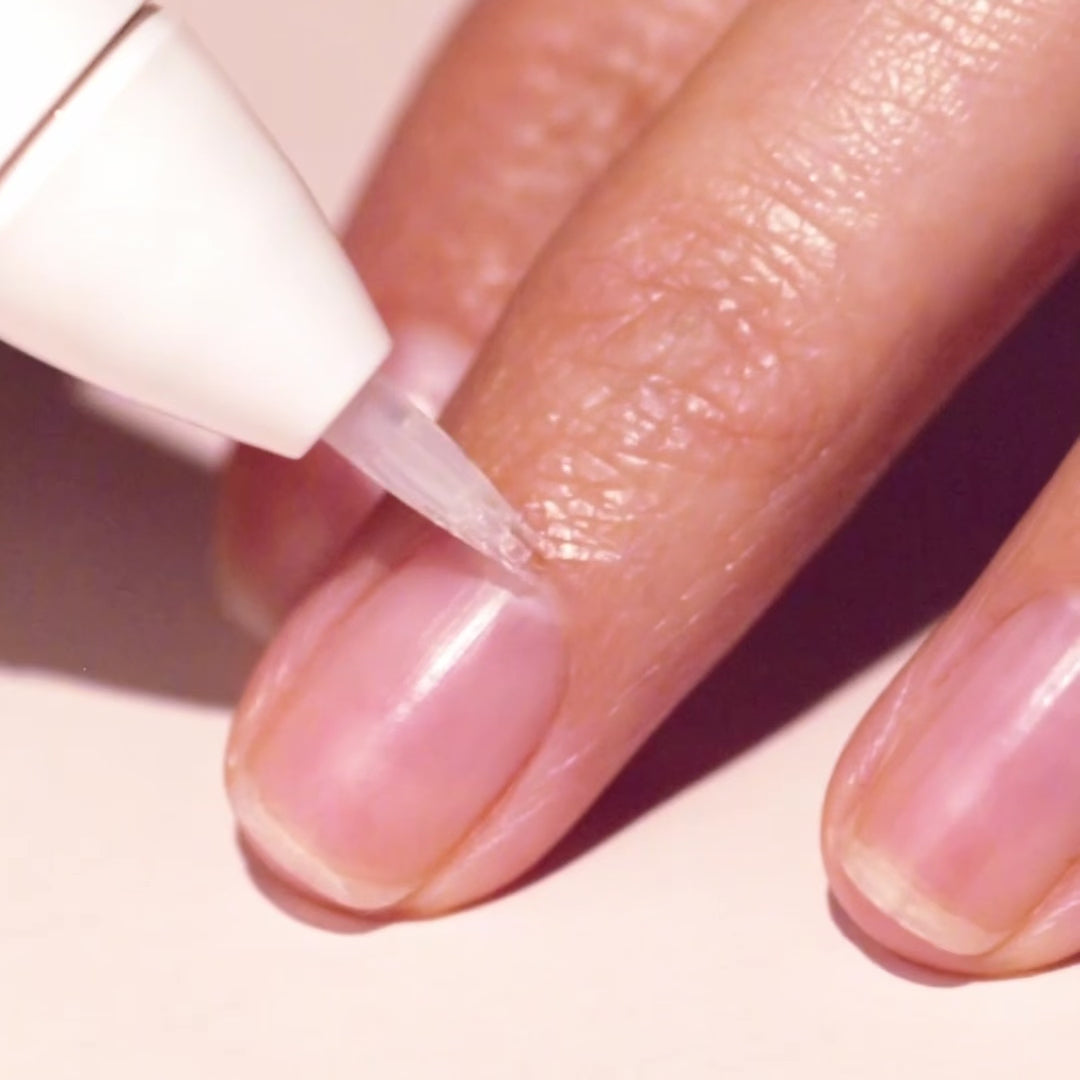 Nourishing Nail Pen - Cosmos Organic