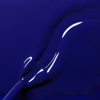Close-up of a brush applying Manucurist&